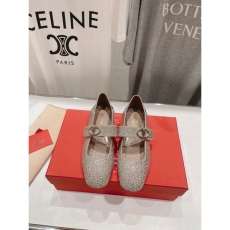 Valentino flat shoes